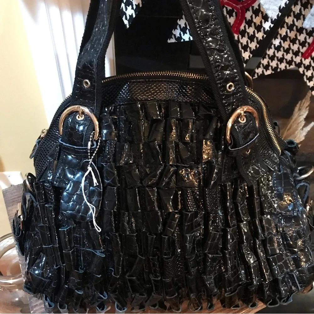 ▪️Black Patent Leather Handbag